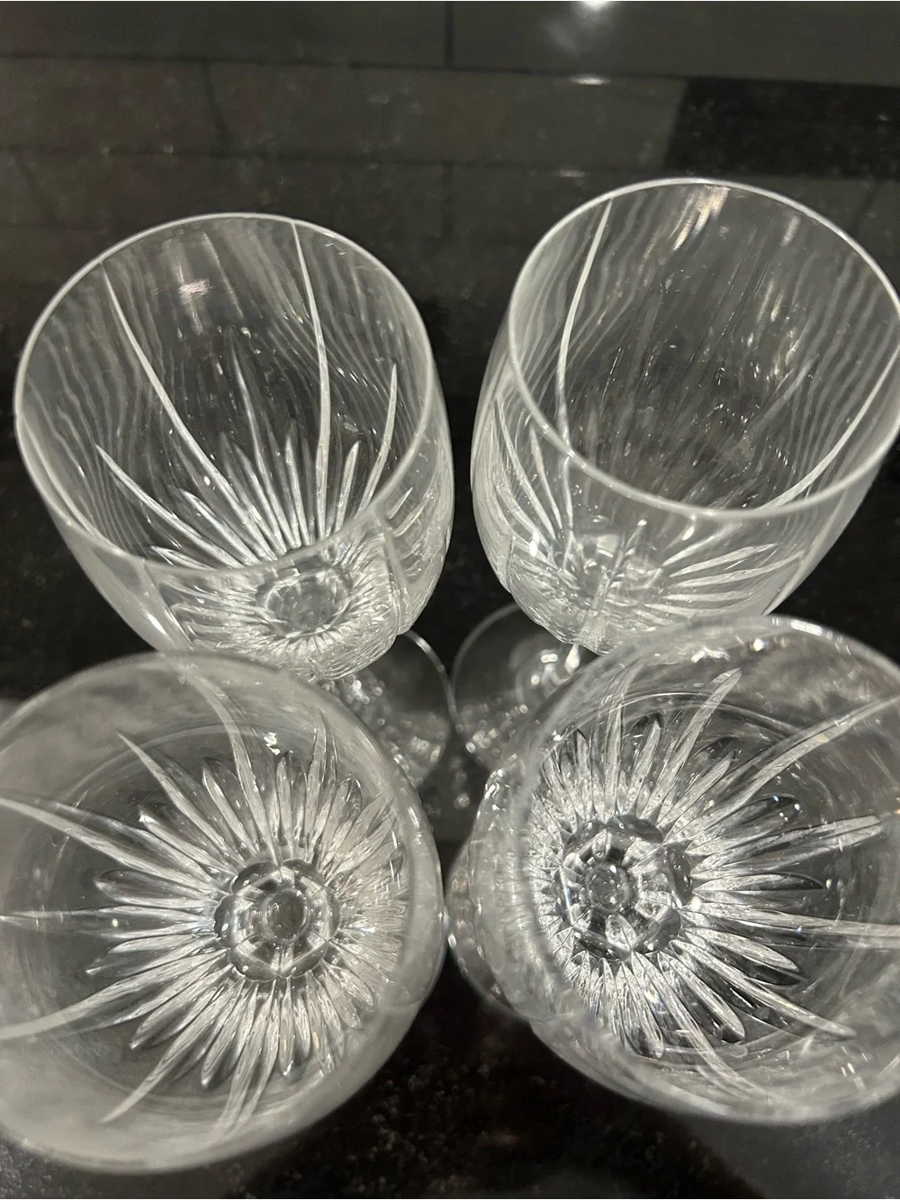 Clear Crystal Wine Glass - Elegant Stemware